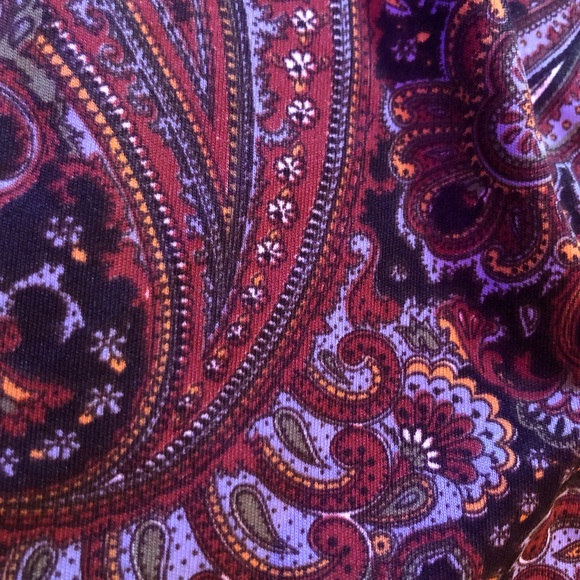 True Vintage Paisley Button Up Top - Picture 2 of 7